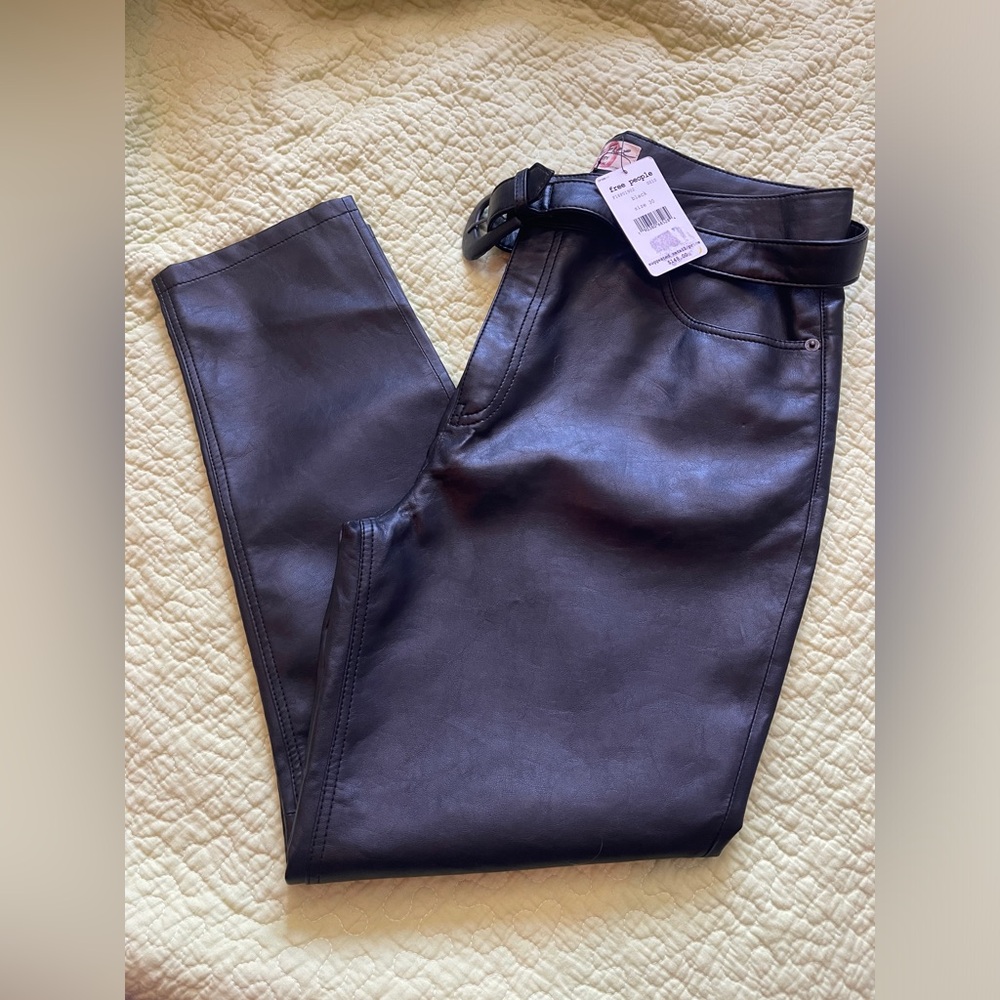 Free People black size 30 NWT faux leather pants with belt